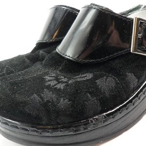 Black Suede Klogs Patent Leather, Suede Embossed 8